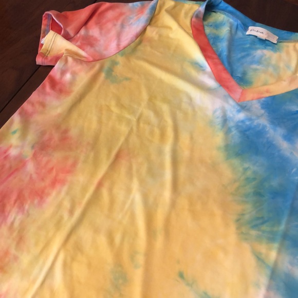 Tie dye v neck top - Picture 2 of 4